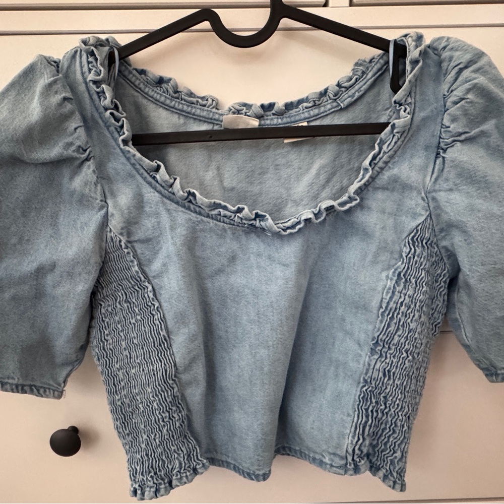 Levi’s Louise Puff Sleeve Top